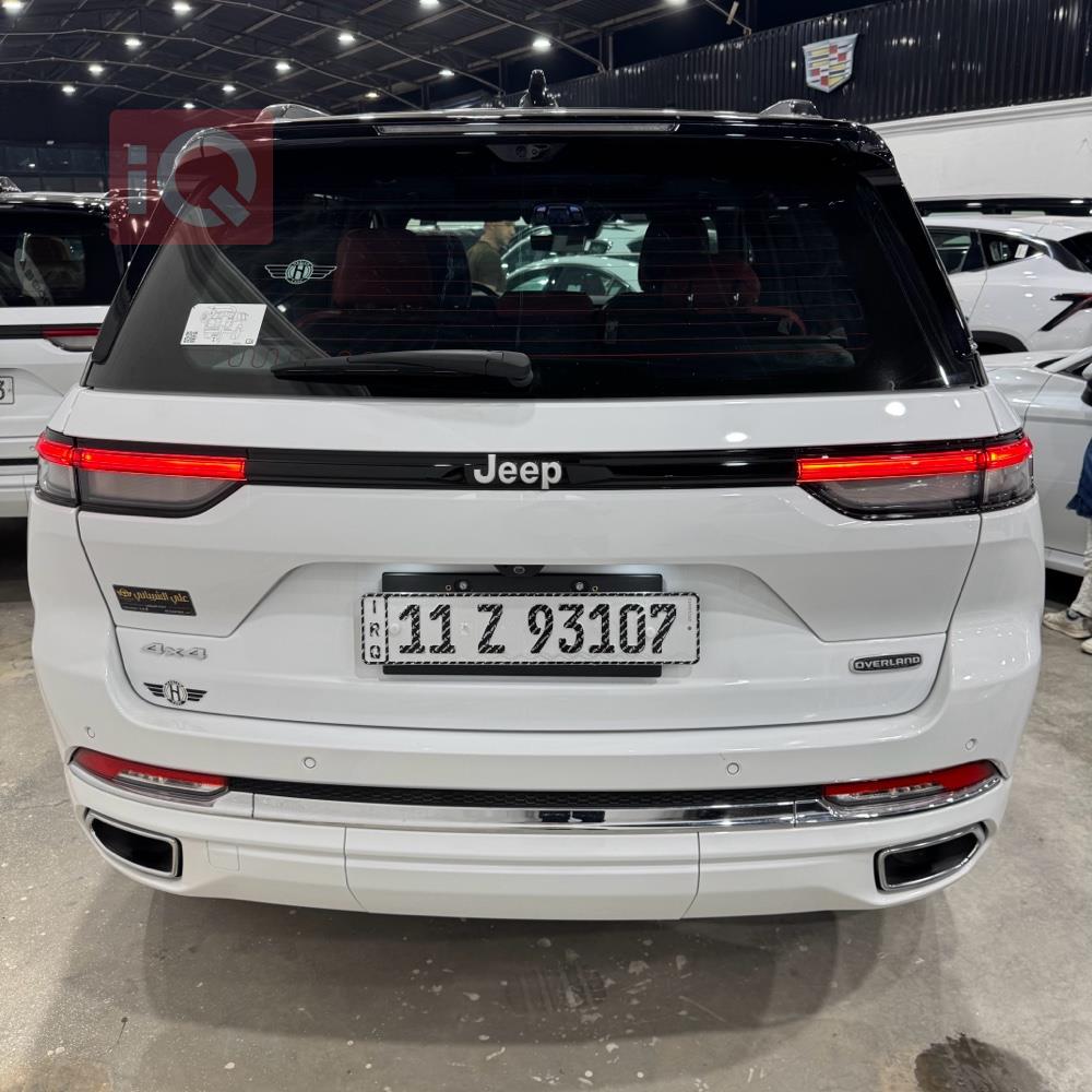 جیپ گراند شیرۆکی